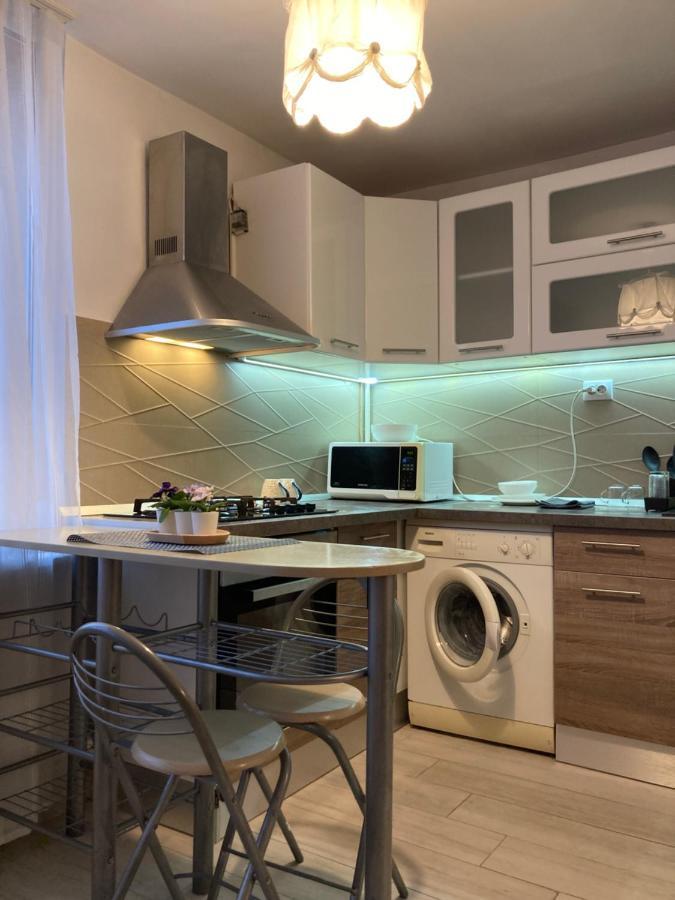 Olivia'S Studio - Apartment Яссы Экстерьер фото